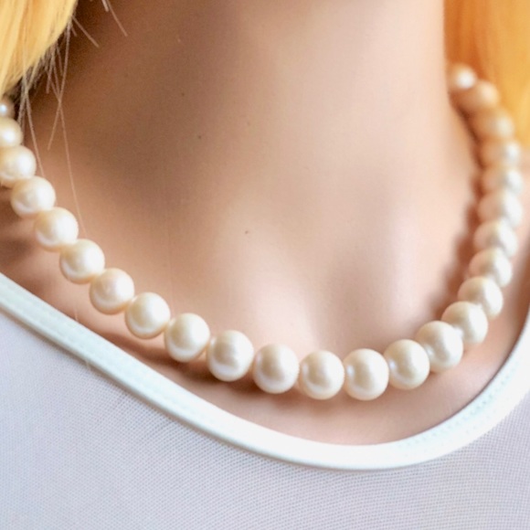 Handmade Jewelry - Pearl necklace
